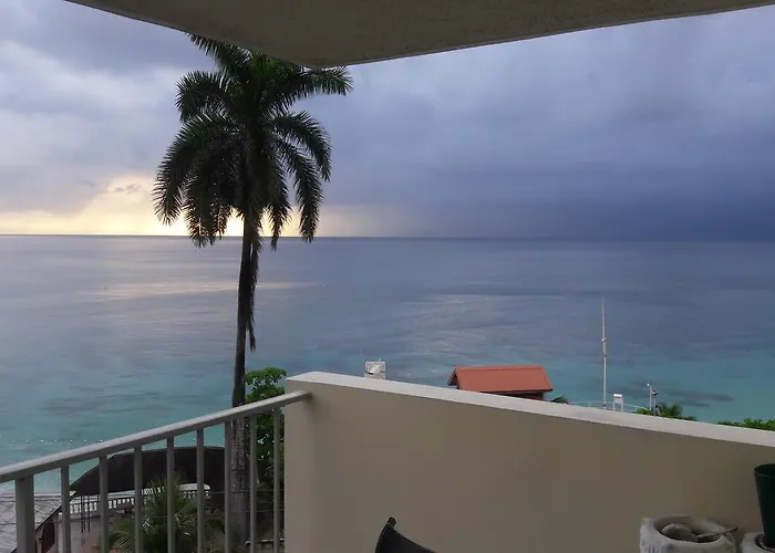 Vacation Hub Apartahotel Montego Bay